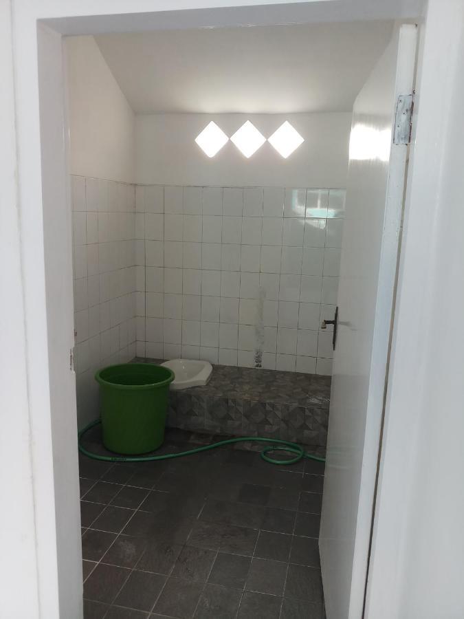 Welirang 20B Homestay - Max 2 Orang Per Kamar Malang Exterior foto